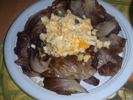 RADICCHIO IN PADELLA CON UOVO STRAPAZZATO