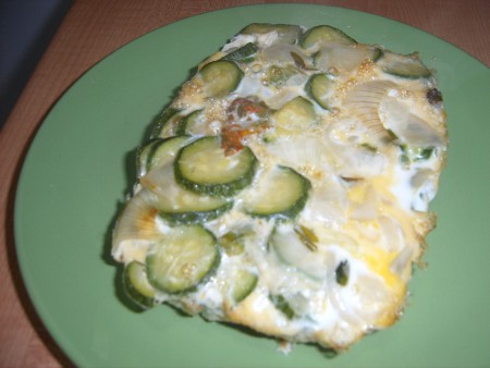 FRITTATA CIPOLLE E ZUCCHINE